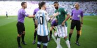 منتخب الأرجنتين يضرب السعودية بهدف في الشوط الأول