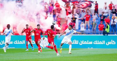 الهلال يتأهل لربع نهائى البطولة العربية ويقصى الوداد المغربى.. فيديو